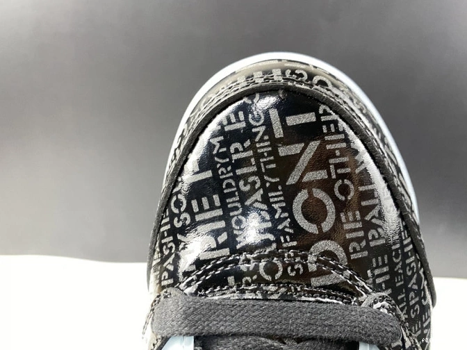 Jordan Doernbecher Retro 633068-010 5 AIR 0820